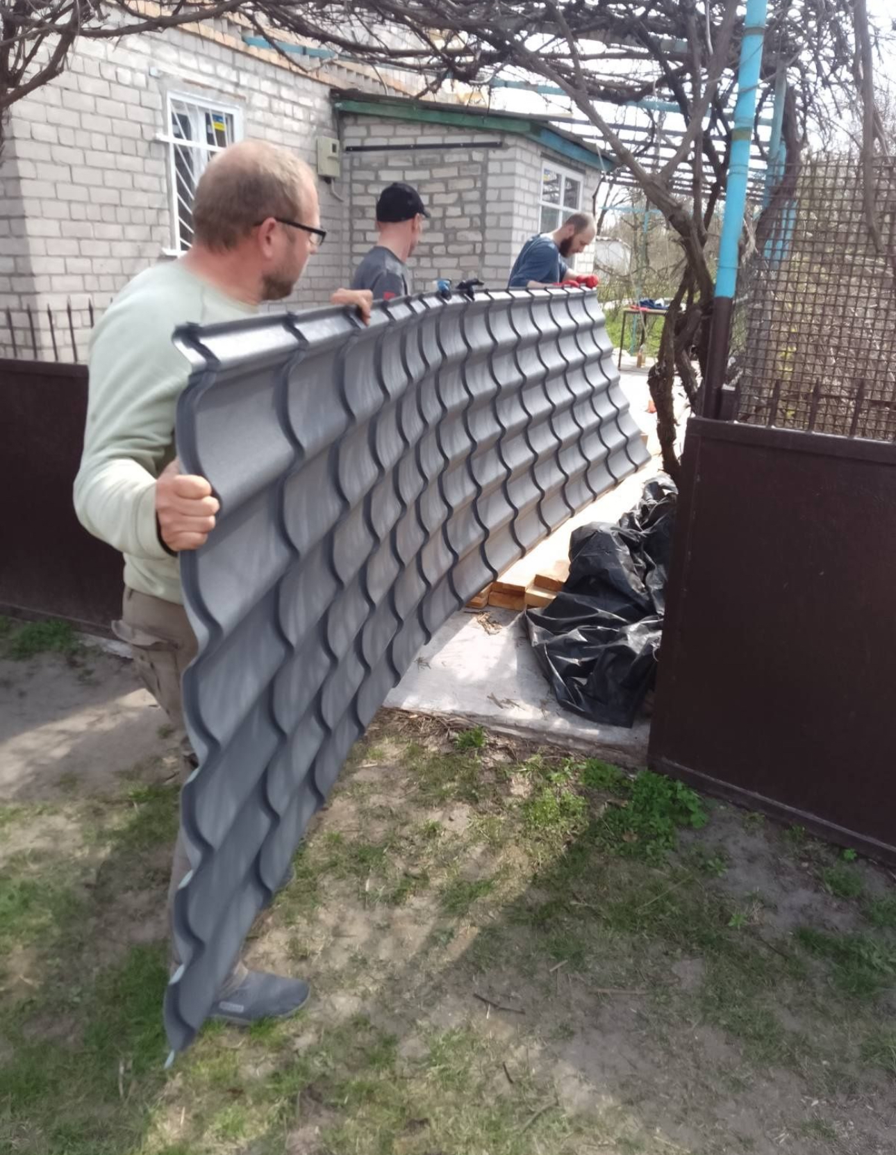 Покрівельні роботи в Феофанії